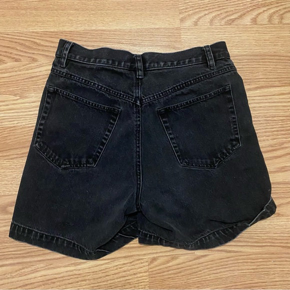Liz caliborne black jean shorts size:4 - Picture 2 of 3